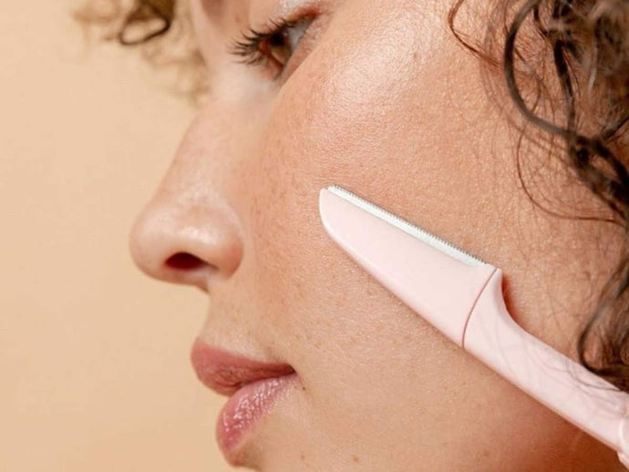 DERMAPLANING AT HOME: A GUIDE TO SMOOTH, RADIANT SKIN